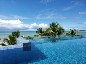 Flat c/ jacuzzi privativa frente mar Caribessa